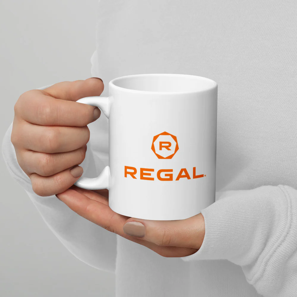 Regal Cinemas White Logo Mug - Image 3