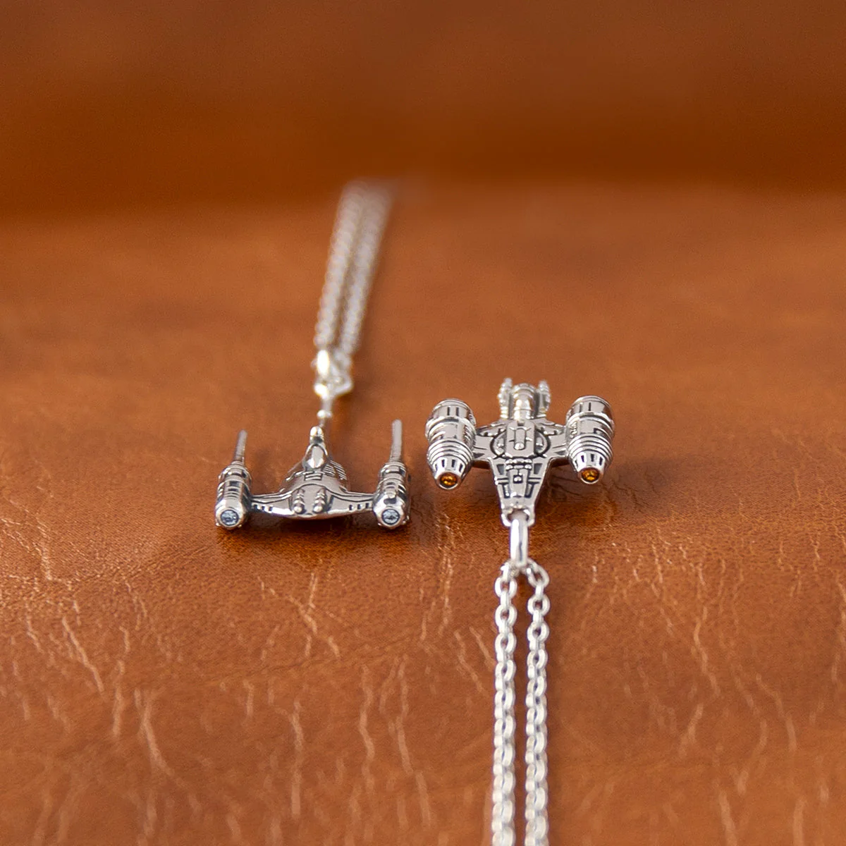 Star Wars x RockLove Razor Crest Sterling Silver Necklace - Image 7