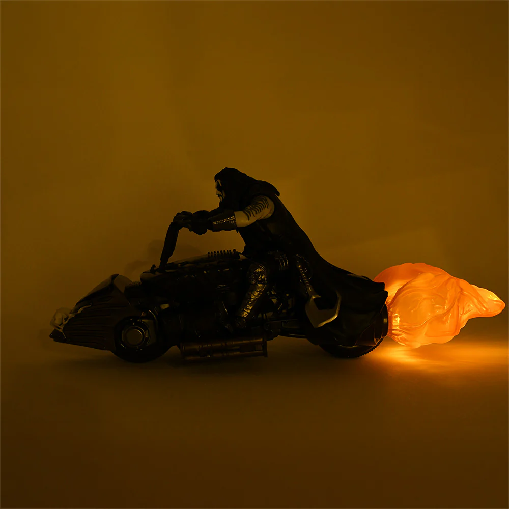 Supergirl Lobo Bike Popcorn Bucket - Image 3